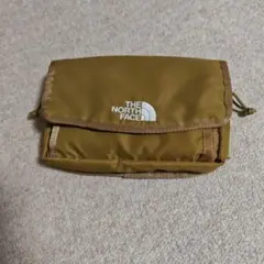ザノースフェイス フロントアクセサリーポケット マップケース サンドベージュ