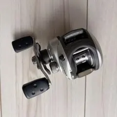 【Abu Garcia】アブガルシア SILVER MAX 左巻き 1のサムネイル