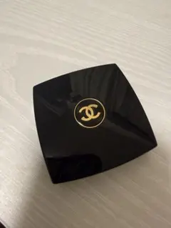 CHANEL オンブル プルミエール プードゥル アイシャドウのサムネイル
