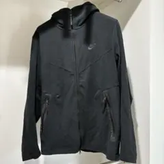 Nike ブラック フルジップパーカー