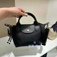 新品未使用 LONGCHAMP ルプリアージュハンドバッグXSサイズ黒のサムネイル