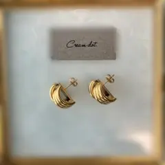 Cream dot. ゴールドスタッドピアスのサムネイル