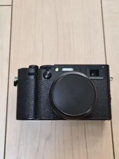 FUJI X100Ⅵブラック（スキンフィルム貼付済）＋その他オプション品多数 FUJI X100Ⅵブラック（スキンフィルム貼付済）＋その他