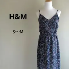 H&M キャミワンピース ロング サイドスリット 小花柄 黒 S〜Мのサムネイル