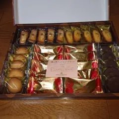 買い専門です。様専用ページです。アンリシャルパンティエ焼き栗モンブランアソート