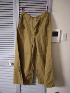 2025年最新】MIU MIU チノパンの人気アイテム - メルカリ