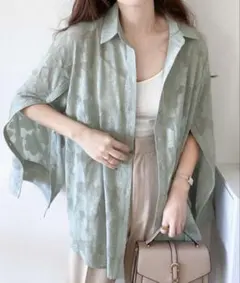 mily bilet 花柄2way シャツ　ブラウスのサムネイル