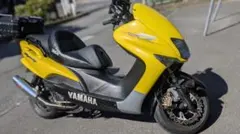 Yamaha Majestyマジェスティ125インジェクション カスタムバイクのサムネイル