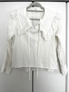 長袖シャツ　レース　襟付き