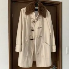 ダッフルコート クリーム色