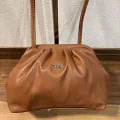 【最終価格】GYDA ジェイダ レザー ミニ ショルダーバッグ 巾着 ガマ口のサムネイル