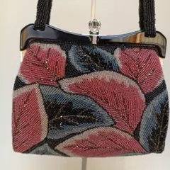 Item thumbnail for item ffe6dc7e-7ec3-4be2-b1be-37e8ca4fa9a4