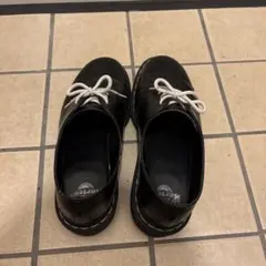 Dr. Martens ブラック レースアップシューズ