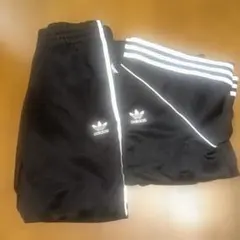 adidas トラックジャケットブラック上下セット