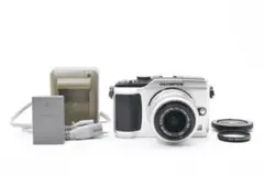 【即購入OK】OLYMPUS E-PL2 ミラーレスカメラ シルバー Amazon | OLYMPUS ミラーレス一眼 E-PL2 ダブルズームキット ゴールド