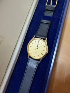 希少⭐︎ ヴィンテージ　SEIKO アナログ時計 ゴールド/ブラック