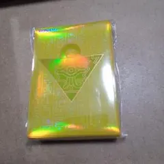 遊戯王　ニューロン　千年パズル白　スリーブ　デッキシールド 遊戯王スリーブ 千年パズル 白 ニューロン 101枚 - メルカリ