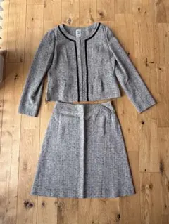 ツイード グレー スカートスーツ