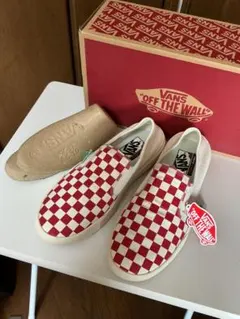 新品 VANS コンフィクッシュ スリッポン 赤白 26.5cm