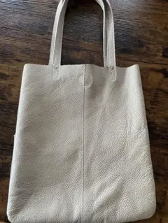 グレージュ色レザー トートバッグポーチ付き　お値下げ