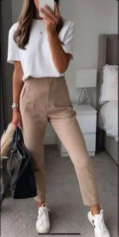 最終値下げ　ベージュ ハイウエスト スラックス　グレージュ