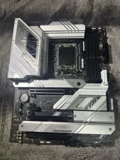 ASUS ROG STRIX Z790-A GAMING WIFI D4
