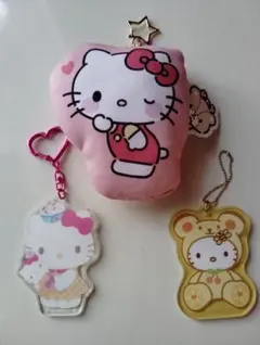 ハローキティ クッションキーホルダー とアクリルキーホルダー3点セット
