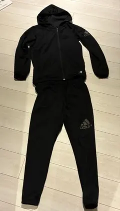 adidas ブラック ジャージ　上下セット　セットアップ　パーカー　古着