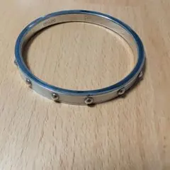 COACH　シルバー×ホワイト スタッズバングル ブレスレット