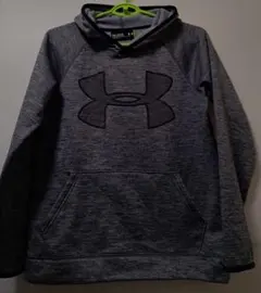 アンダーアーマー　フード付きパーカー　高学年　男の子　グレー　160