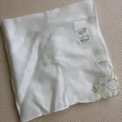 Hallmark 花刺繍 タオルハンカチのサムネイル