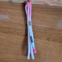 帯締め　ピンクと白