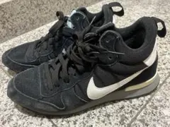 NIKE INTERNATIONALIST MID/インターナショナリストミッド