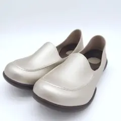 Item thumbnail for item 93d6a4f3-3d68-47a2-b4ad-18f52b99d451