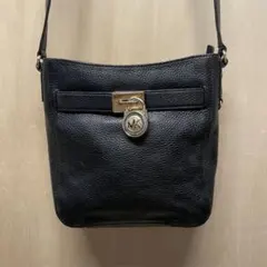 マイケルコース　レザーショルダーバッグ