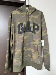 新品タグ付き GAP 裏起毛　迷彩柄 フード付きパーカー