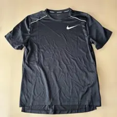 Nike ランニングTシャツ Sサイズ ブラック