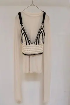 【美品】ZARA ストライプ編みビスチェ アイボリー/ブラック