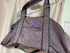 adidas(アディダス)肩掛けカバン 紫「売り切り価格」