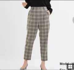 美品 GU 起毛タックテーパードパンツ グレー チェック柄 Mサイズ