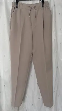 【美品】ベージュ スラックス ゴムウエスト