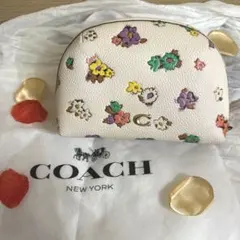 COACH 花柄 ポーチ ホワイト 型番/C3822 - メルカリ