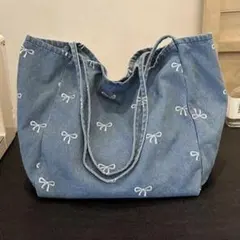 【新品】デニム　リボン柄　トートバッグ　大容量　A4 シンプル　カジュアル　軽量