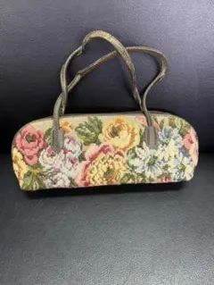 Item thumbnail for item 12ce1322-3453-4d4e-aa64-f9541f56b388