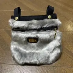 Item thumbnail for item c02ede70-cf24-405e-b472-7b66a80ce95d