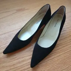 Guy Laroche 黒 スエード パンプス 本体のサムネイル