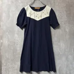 新品タグ付き【F i.n.t】フラワー刺繍切り替えパフスリーブワンピースのサムネイル