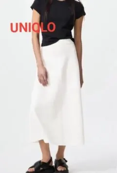 あっち様専用　UNIQLO ウォッシャブルミラノリブフレアスカート　ホワイト