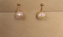 Item thumbnail for item 8b7d4aac-3e5c-48b4-9af0-a33540fe3e1d