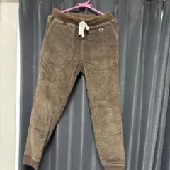 champion 茶色パンツ